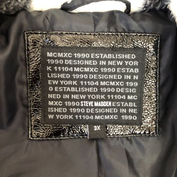 Steve Madden Women's Fuzzy Cozy Super Soft Black and White Plaid‎ Coat Jacket 3x - Picture 13 of 13